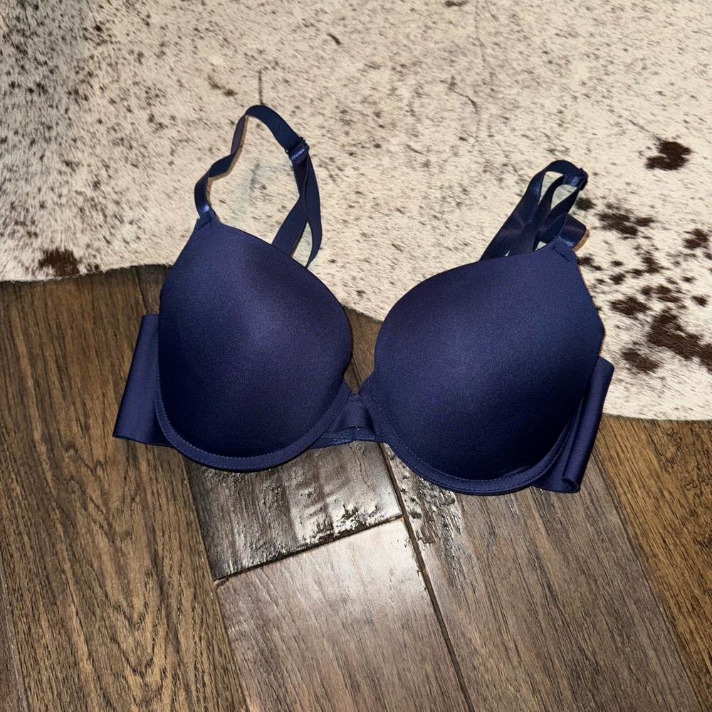 STRM Line Intimates Push Up Bra - Picture 2 of 3